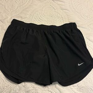 Nike short